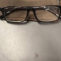 Szemüveg tokban Szövet barna, ha sido reportado por IKEA Soroksár Budapest con iLost