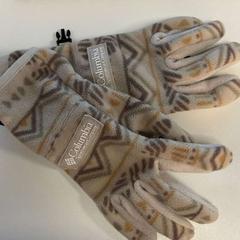 Luvas Columbia, como reportado por AFAS Live utilizando o iLost