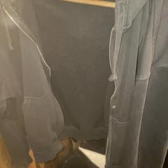 Chaleco grey, ha sido reportado por Club Nyx/Exit Café con iLost