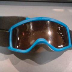 Skibril, zgłoszono przez SnowWorld Landgraaf przy użyciu iLost