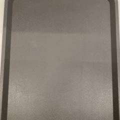 トレー, amint azt IKEA新三郷 az iLost segítségével jelentette.