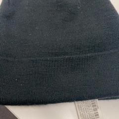 Gorro Pull & bear, ha sido reportado por Pathé Eindhoven con iLost