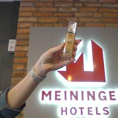 Foundation L'OREAL PARIS true match foundation, zoals gemeld door MEININGER Hotel Hamburg City Center met iLost