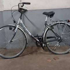 Bici da donna Minerva Zilver-Zwart, come riportato da Fietsdepot Hasselt utilizzando iLost