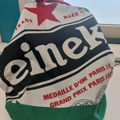 Poltsa Heineken, gisa salatu by Arriva Limburg Zuid iLost erabiliz