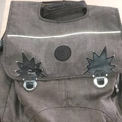 İLost kullanarak Regio Antwerpen - Brussel tarafından bildirildiği gibi Çanta - Schooltas