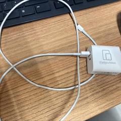 Lader ipad, som rapportert av Vrije Universiteit Brussel (VUB) ved bruk av iLost