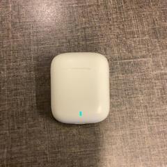 Earpods, zoals gemeld door MEININGER Hotel Brussels City Center met iLost