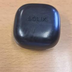 Bluetooth oortjes Solix zwart, zoals gemeld door Regio Limburg - Leuven met iLost