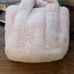 Táska Akduygu, amint azt Connexxion Haarlem IJmond az iLost segítségével jelentette.