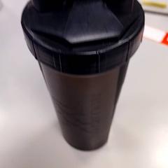 Bouteille à boire Zwart, a été signalé par Vrije Universiteit Amsterdam utilisant iLost