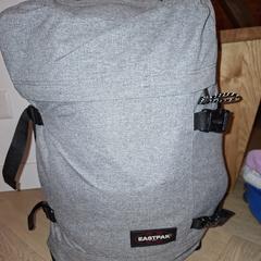 Eastpak، كما تم الإبلاغ عنه عبر iLost
