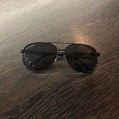 Des lunettes de soleil, a été signalé par WestCord Hotel Eindhoven utilisant iLost