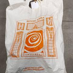 Borsa - Plastiek tas, come riportato da Centraal magazijn utilizzando iLost