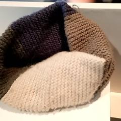 Châle Wit, groen, zwart, a été signalé par Pathé Nijmegen utilisant iLost