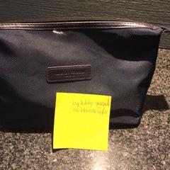 Toilet bag, as reported by Van der Valk Hotel Wolvega Heerenveen using iLost