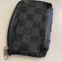 Peňaženka Meurkens Zamora, ako bolo nahlásené GVB pomocou iLost