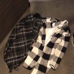 Jacke & Schal Zwart wit, gemeldet von Van der Valk Hotel Zwolle über iLost