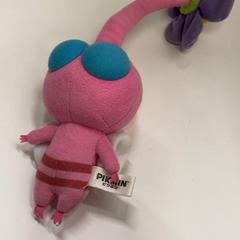 Peluche, como reportado por IKEA鶴浜 utilizando o iLost