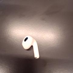 Auricolari senza fili, come riportato da IKEA Nice Saint Isidore utilizzando iLost