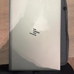 Il computer portatile HP & Borsa del portatile Grijs, come riportato da Van der Valk Hotel Apeldoorn - De Cantharel utilizzando iLost