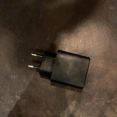 Adapter, zoals gemeld door Van der Valk Hotel Heerlen met iLost