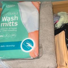 Tovallola Verschillende items, segons ha informat Familie Resort Molenwaard mitjançant iLost