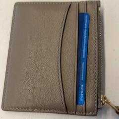 財布 Clarke がiLostで GVB によって報告されました