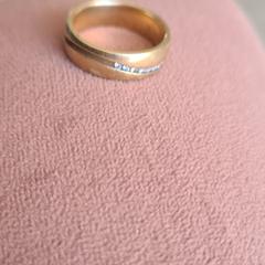 Trouwring, som rapporterats till iLost