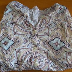 Bluse, gemeldet von Carlton Beach Hotel über iLost