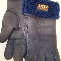 Kesztyű blauw/zwart, amint azt Qbuzz DMG az iLost segítségével jelentette.