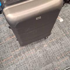 Suitcase, as reported by Connexxion Haarlem AML using iLost