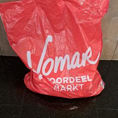 Plastic tas met kleding, ha sido reportado por Pouw Vervoer con iLost