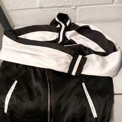 Kleding - vest, gemeldet von Centraal magazijn über iLost