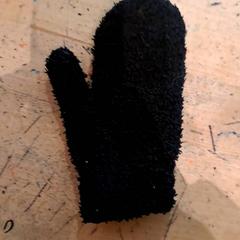 Handschuh Zwart, gemeldet von IKEA Wilrijk über iLost
