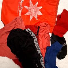 Jas Bag socks, segons ha informat Grand Hotel Amrâth Amsterdam mitjançant iLost