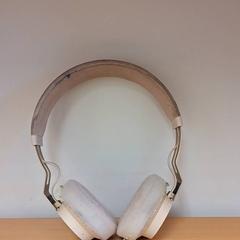 Auriculares, segundo informou Keolis Lund usando iLost