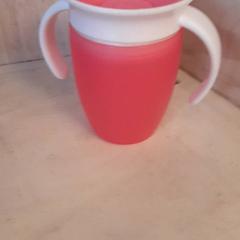 İLost kullanarak DierenPark Amersfoort tarafından bildirildiği gibi Beker Roze