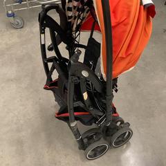 Sittvagn, rapporterat av IKEA新三郷 med iLost