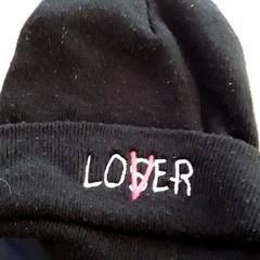 Beanie, como reportado por EBS Tramplein utilizando o iLost