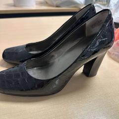 Hæler, som rapportert av DoubleTree by Hilton Rotterdam Centre ved bruk av iLost