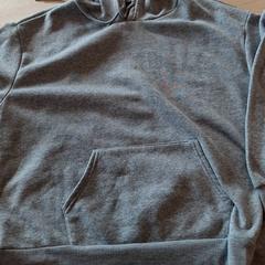 Hoodie, zoals gemeld door IKEA Lyon Grand Parilly met iLost