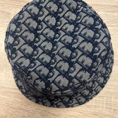 Klobúk | Brabanthallen, ako bolo nahlásené Libéma Beurzen en Evenementen pomocou iLost