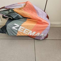 Poltsa Zeeman, gisa salatu by Regio Antwerpen - Brussel iLost erabiliz