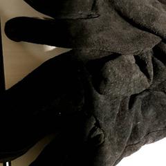 Kleidung - handschoenen- zwart, gemeldet von Regio Antwerpen - Brussel über iLost