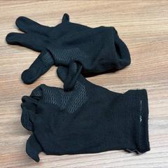 Rękawiczki, zgłoszono przez Vrije Universiteit Brussel (VUB) przy użyciu iLost