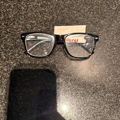 Lunettes, a été signalé par Hotel Van der Valk Harderwijk op de Veluwe utilisant iLost