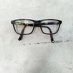 Glasögon Hackett, rapporterat av IKEA Malmö med iLost