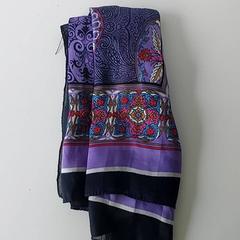 의류 - Sjaal, iLost를 사용하여 Centraal magazijn에 보고됨