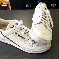 Kleidung - Sneakers, gemeldet von Regio Limburg - Leuven über iLost